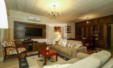 Casa para Aluguel - Jardim Itu-Sabará, 5 Quartos,  500 m² - Porto Alegre
