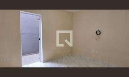 Casa para Aluguel - Vila Luzita, 1 Quarto,  55 m² - Santo André