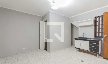 Casa para Aluguel - Ipiranga, 1 Quarto,  22 m² - São Paulo
