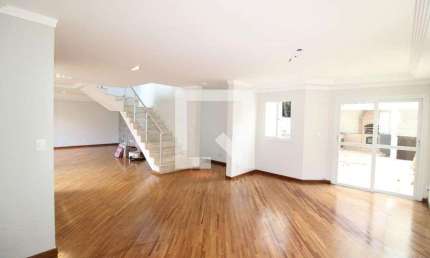 Casa / Sobrado em Condomínio para Aluguel - Água Fria, 3 Quartos,  720 m² - São Paulo