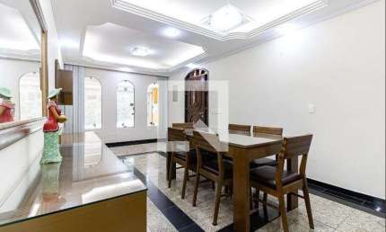 Casa para Aluguel - Jardim Santa Emília, 3 Quartos,  200 m² - São Paulo