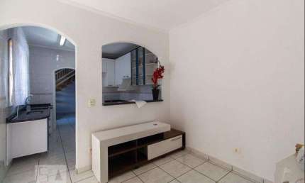 Casa para Aluguel - Jardim Santa Adelia, 2 Quartos,  70 m² - São Paulo