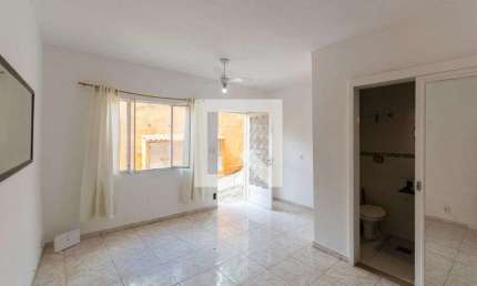 Casa para Aluguel - São Cristóvão, 2 Quartos,  70 m² - Rio de Janeiro