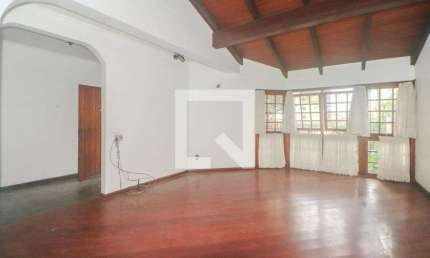 Casa para Aluguel - Mont&apos;Serrat, 4 Quartos,  340 m² - Porto Alegre