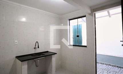 Casa para Aluguel - Nova Vista, 1 Quarto,  25 m² - Belo Horizonte