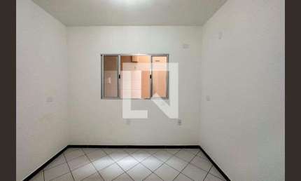 Kitnet / Stúdio para Aluguel - Jardim Sao Luis, 1 Quarto,  25 m² - São Paulo