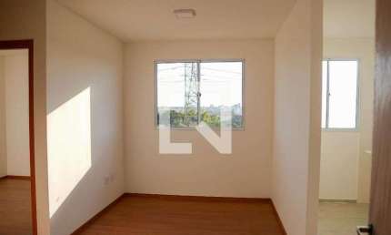 Apartamento para Aluguel - Chácara São Pedro, 2 Quartos,  42 m² - Aparecida de Goiânia