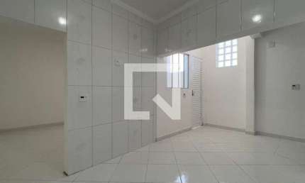 Casa para Aluguel - Vila Galvão, 1 Quarto,  40 m² - Guarulhos