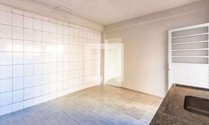 Casa para Aluguel - Quitaúna, 1 Quarto,  33 m² - Osasco