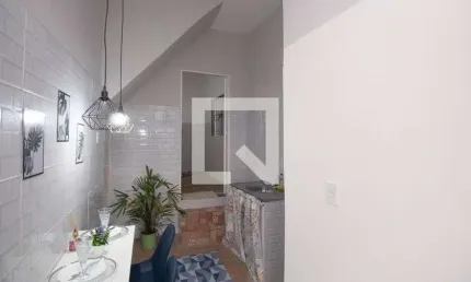 Kitnet / Stúdio para Aluguel - Jardim Brasil , 1 Quarto,  28 m² - São Paulo
