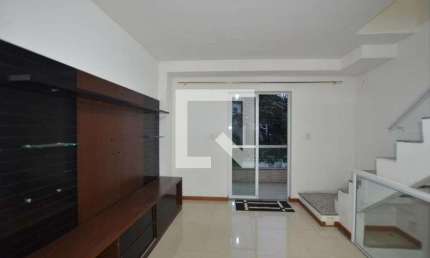 Casa para Aluguel - Vila Valqueire, 3 Quartos,  120 m² - Rio de Janeiro
