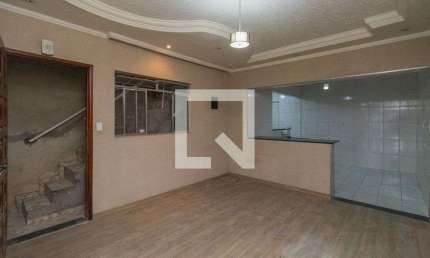 Casa para Aluguel - Cidade Satelite Santa Barbara, 3 Quartos,  180 m² - São Paulo