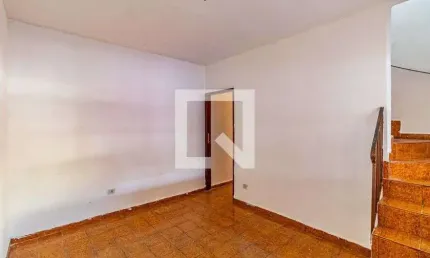 Casa para Aluguel - Jardim Éster Yolanda, 3 Quartos,  110 m² - São Paulo
