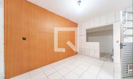 Casa para Aluguel - Jardim Santo Alberto, 2 Quartos,  60 m² - Santo André