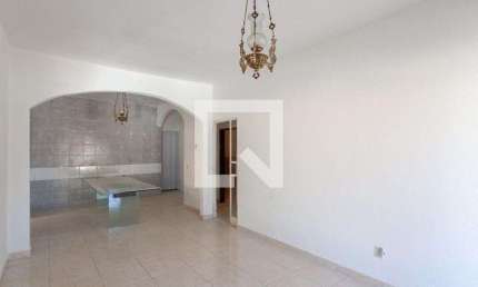 Casa para Aluguel - Copacabana, 2 Quartos,  80 m² - Belo Horizonte