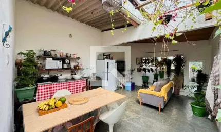 Casa para Aluguel - Santa Teresa, 2 Quartos,  100 m² - Rio de Janeiro