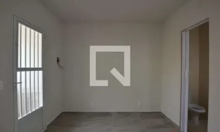 Casa para Aluguel - Bento Ribeiro, 1 Quarto,  16 m² - Rio de Janeiro