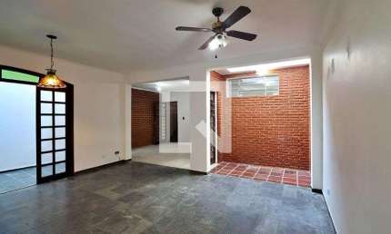 Casa para Aluguel - Campestre, 3 Quartos,  240 m² - Santo André
