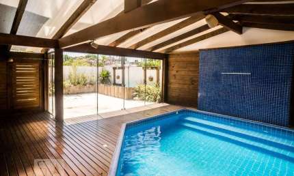 Casa para Aluguel - Três Figueiras, 5 Quartos,  330 m² - Porto Alegre