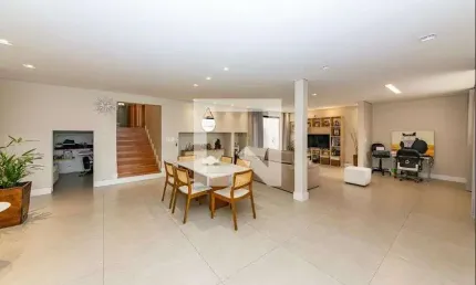 Casa para Aluguel - Coração de Jesus, 3 Quartos,  340 m² - Belo Horizonte