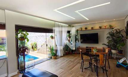 Casa para Aluguel - Pechincha, 5 Quartos,  382 m² - Rio de Janeiro