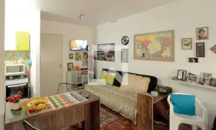 Apartamento para alugar na Rua Carlos Estevão, Rubem Berta, Porto Alegre por R$ 1.070