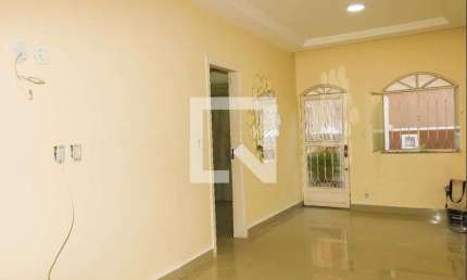 Casa para Aluguel - Abolição, 2 Quartos,  100 m² - Rio de Janeiro