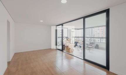 Apartamento para Aluguel - Pinheiros, 3 Quartos,  126 m² - São Paulo