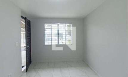 Casa para Aluguel - Pinheirinho, 2 Quartos,  70 m² - Curitiba
