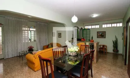 Casa para Aluguel - Nova Vista, 3 Quartos,  344 m² - Belo Horizonte