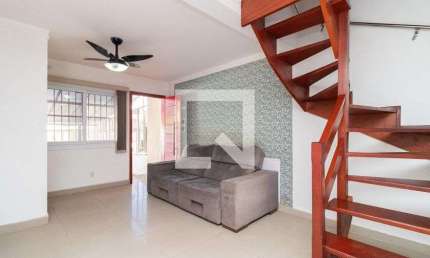 Casa para Aluguel - Guarujá, 3 Quartos,  122 m² - Porto Alegre
