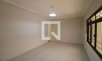 Casa para Aluguel - Vila do Castelo, 3 Quartos,  155 m² - São Paulo