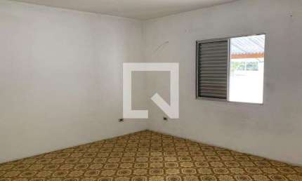 Casa para Aluguel - Centro, 1 Quarto,  60 m² - Osasco