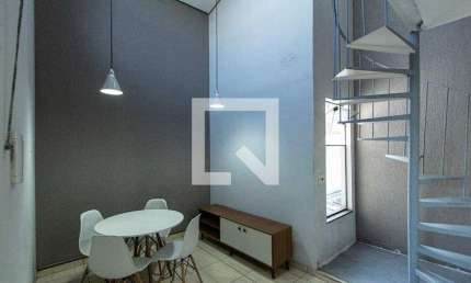 Cobertura para Aluguel - Centro, 1 Quarto,  60 m² - Sorocaba