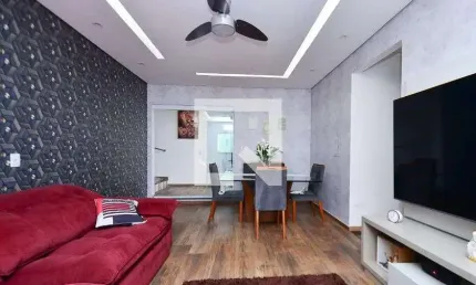 Casa para Aluguel - Cachoeirinha, 3 Quartos,  400 m² - Belo Horizonte