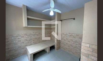 Kitnet / Stúdio para Aluguel - Madureira, 1 Quarto,  10 m² - Rio de Janeiro
