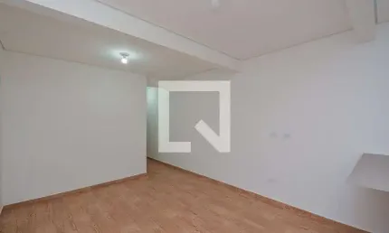 Casa para Aluguel - Jardim Maria Rita, 2 Quartos,  70 m² - São Paulo