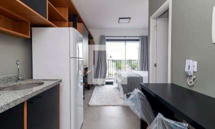 Kitnet / Stúdio para alugar na Rua São Benedito, Santo Amaro, São Paulo por R$ 2.300