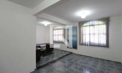 Casa para Aluguel - Serrano, 3 Quartos,  147 m² - Belo Horizonte
