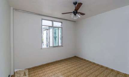 Apartamento para Aluguel - Olaria, 2 Quartos,  48 m² - Rio de Janeiro