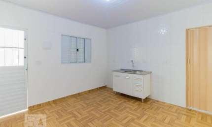 Casa para Aluguel - Vila Re, 1 Quarto,  47 m² - São Paulo