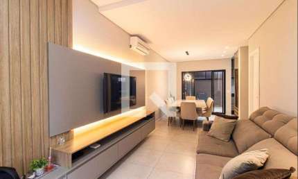 Casa para Aluguel - Xaxim, 3 Quartos,  120 m² - Curitiba