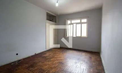 Kitnet / Stúdio para alugar na Rua do Senado, Centro, Rio de Janeiro por R$ 600