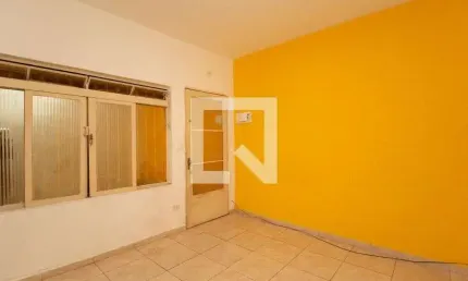 Casa para Aluguel - Jaraguá, 2 Quartos,  70 m² - São Paulo