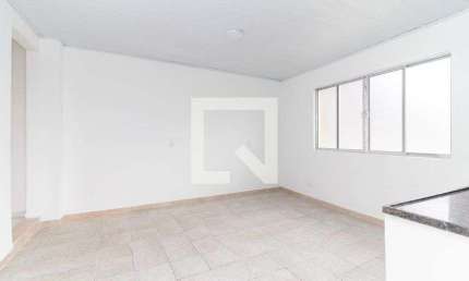 Casa para Aluguel - Itaquera, 2 Quartos,  65 m² - São Paulo