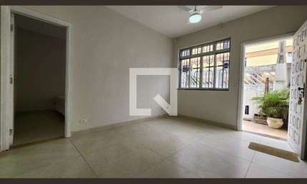 Casa para Aluguel - Aparecida, 3 Quartos,  90 m² - Santos