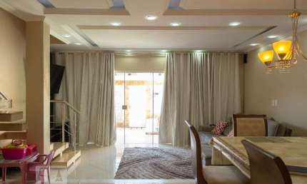 Casa para Aluguel - Campo Grande, 3 Quartos,  154 m² - Rio de Janeiro