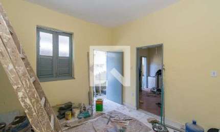 Casa para Aluguel - Ramos, 1 Quarto,  58 m² - Rio de Janeiro
