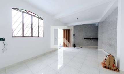 Casa para Aluguel - João Pinheiro, 1 Quarto,  50 m² - Belo Horizonte
