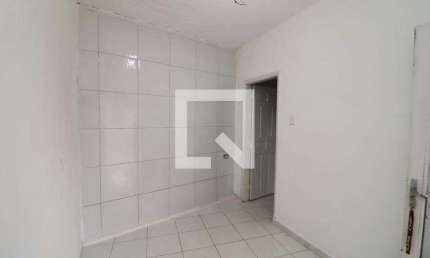 Casa para Aluguel - Parque Santa Madalena, 1 Quarto,  50 m² - São Paulo
